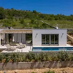 Sullago Villa Šibenik