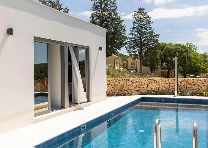 Sullago * シベニク