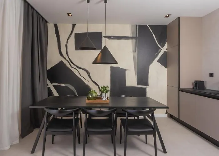 Sullago ヴィラ シベニク